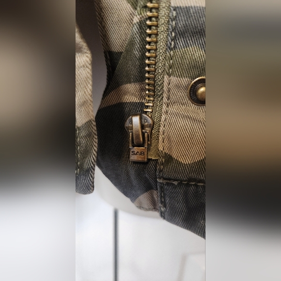 NWOT C&C California camouflage camo coat jacket zip button up - Picture 3 of 13